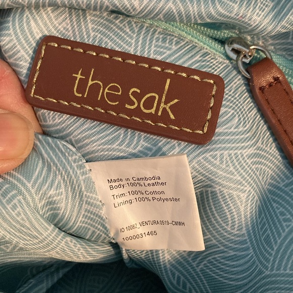 The sak leather Ventura convertible crossbody backpack charcoal smooth cowhide - Picture 11 of 17